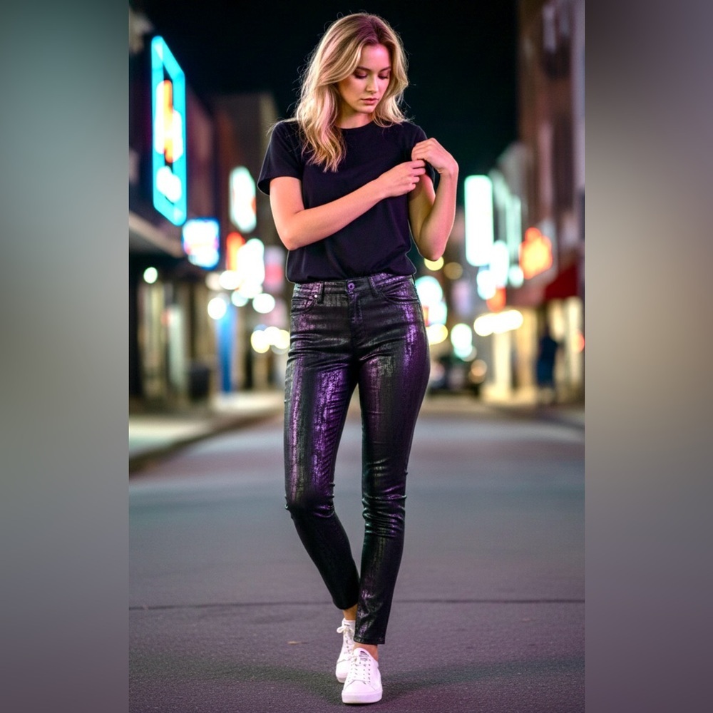Rock and Republic Metallic Extra Low Rise Straight Leg Berlin Jeans Denim